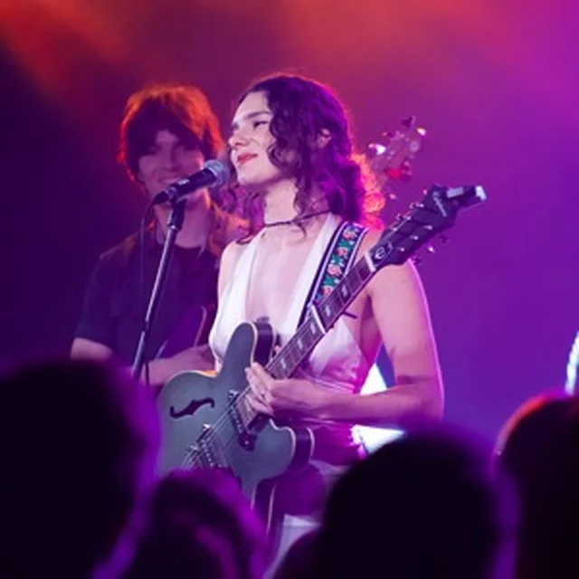 Anna Justen performing at Gold Diggers, Los Angeles