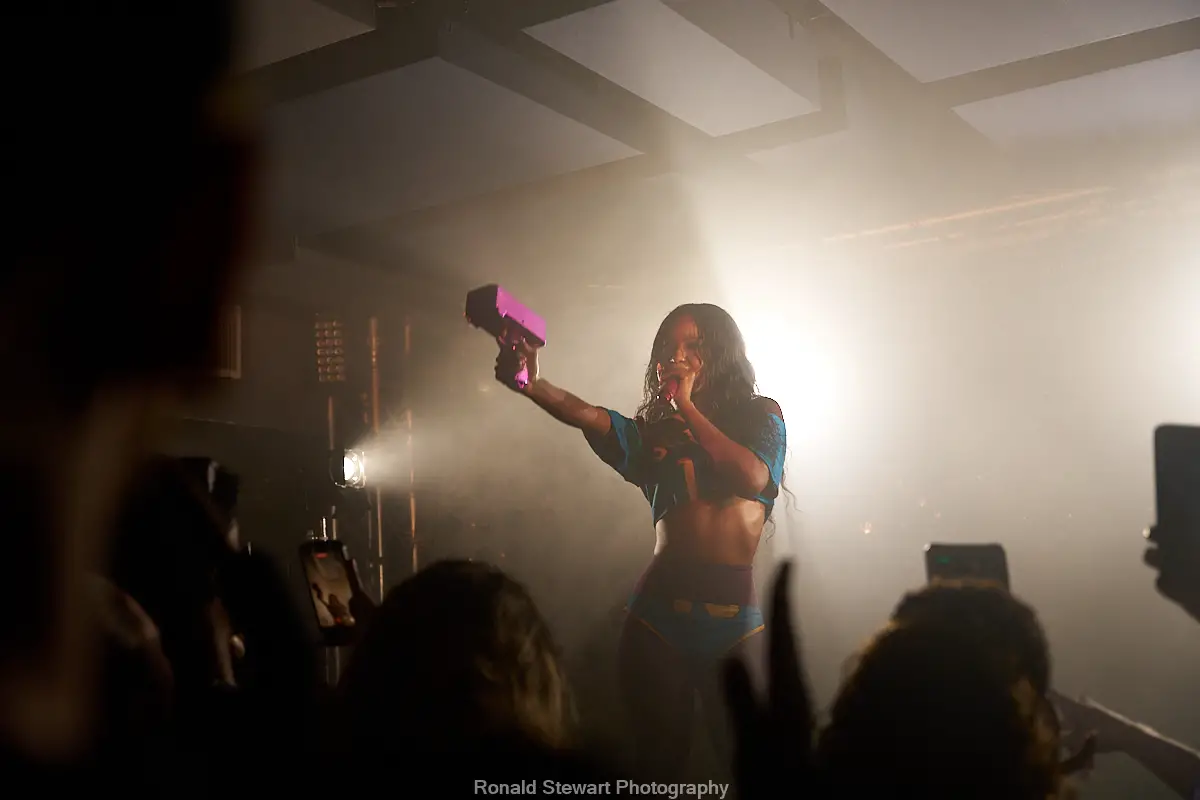 Justine Skye Candy Tour lighting design — performance still two